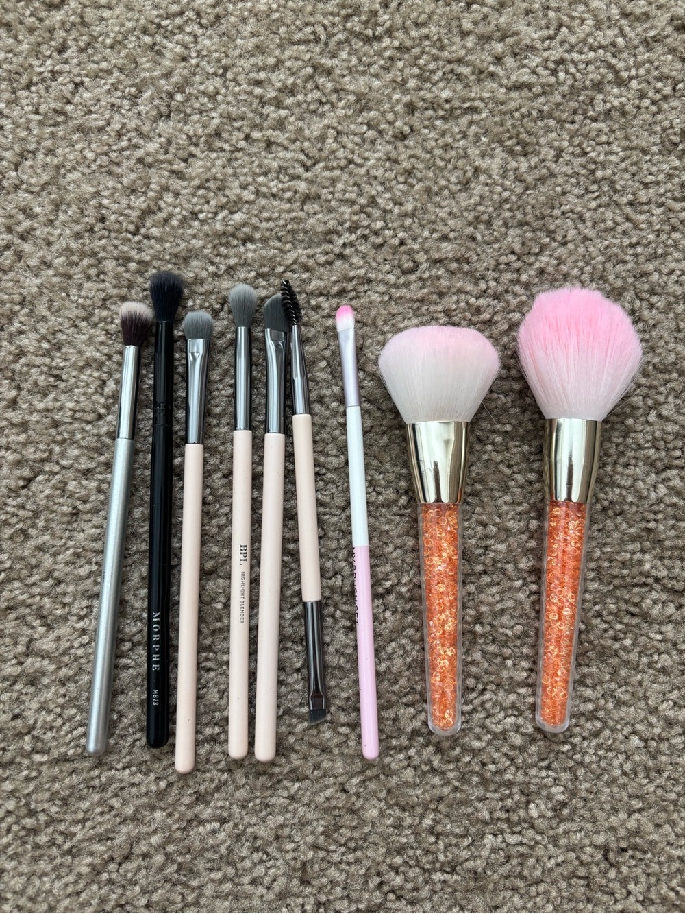 Assorted makeup brushes